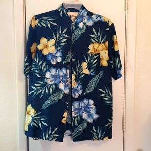 Mens XL silk blend Hawaiian Button-down tee shirt